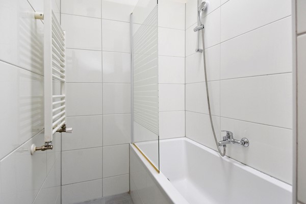 Medium property photo - Bennekomstraat 92, 2573 RH Den Haag